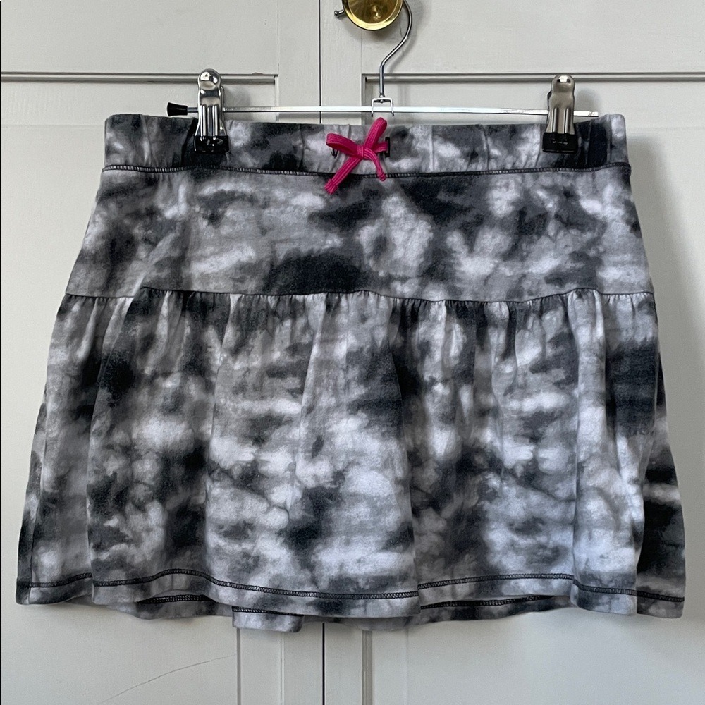 Wonder Nation Girls Plus Size Grey Tie Dye Ruffle Skort L 10-12 Plus